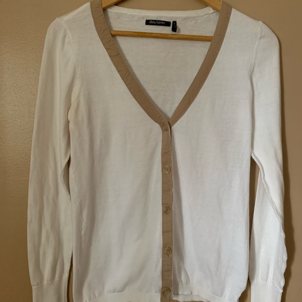 Daisy  Fuentes white cardigan, size medium